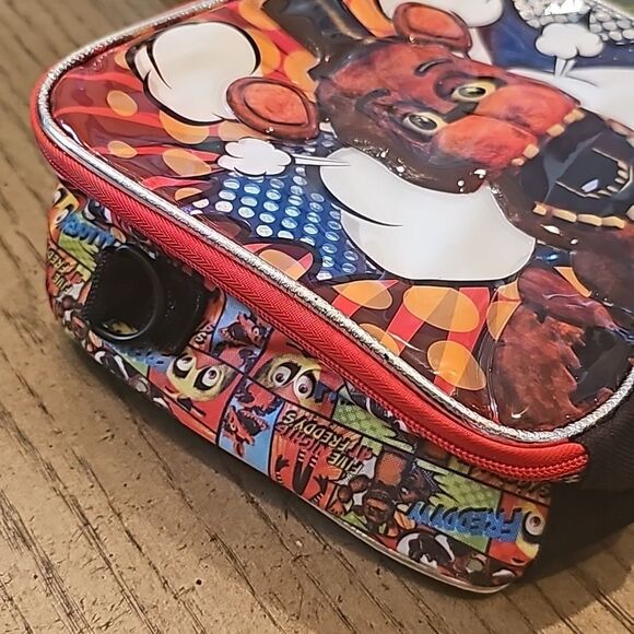 Five nights at Freddy's insulated lunch box bag - Picture 4 of 14